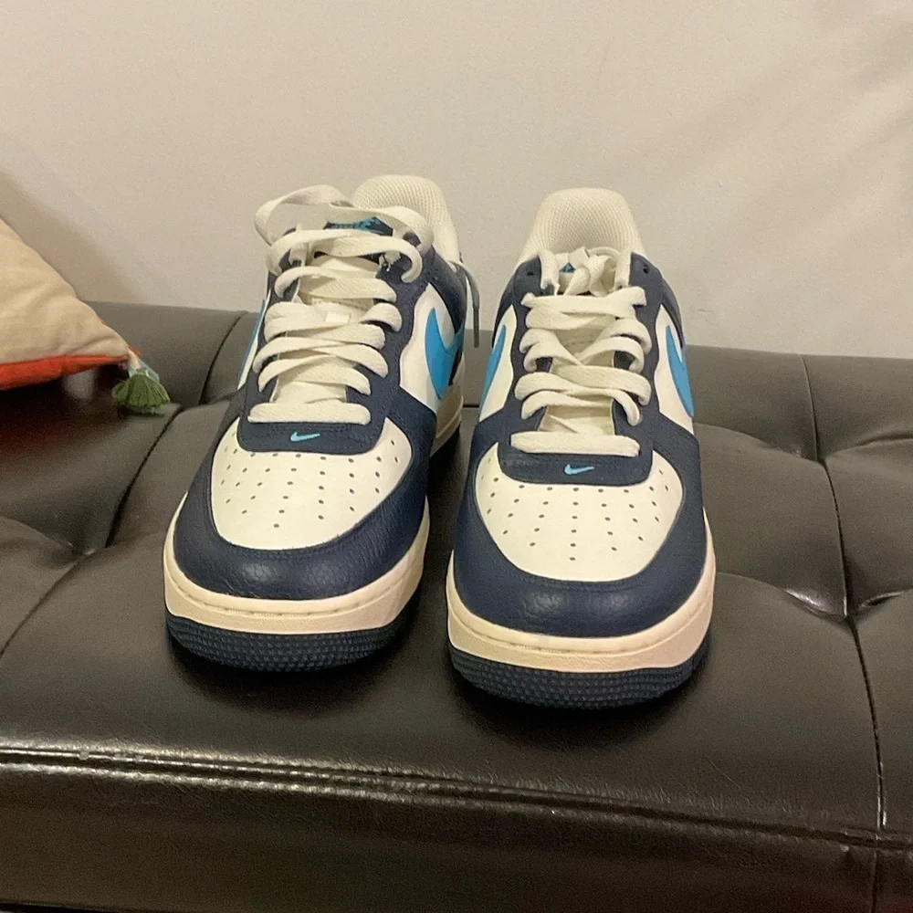 Nike Navy and White Sneakers